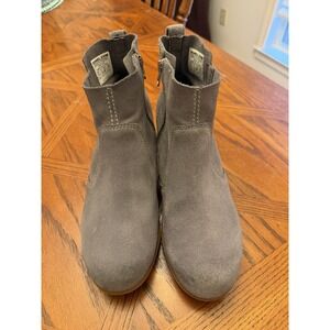 Sorel Evie Boots Womens 9 1/2 Gray Suede Wedge Ankle Booties Zipper Hidden Heel